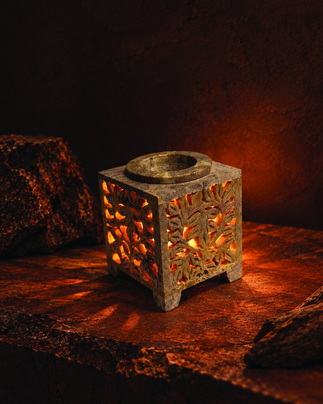 Jaali Cube